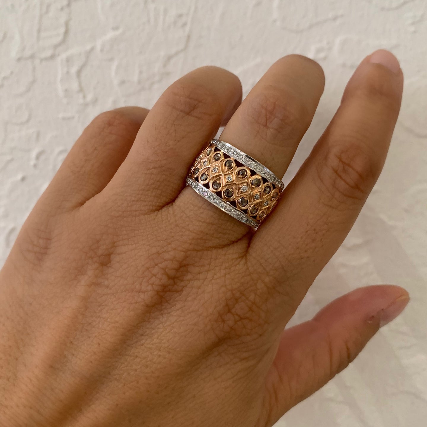 Plume Champagne Diamond Wide Band
