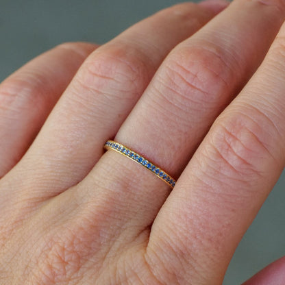 Blue Sapphire Scallop Band