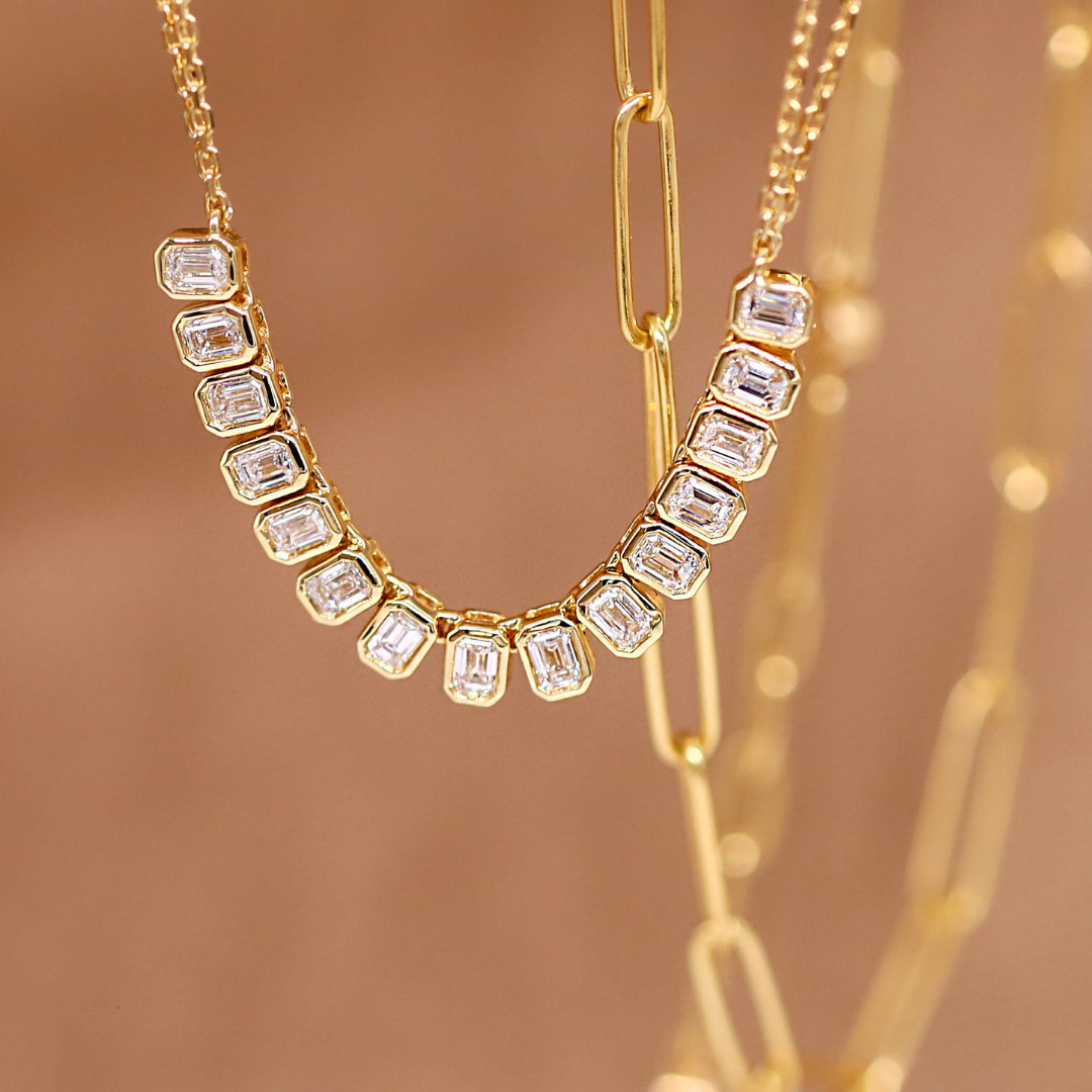 Nea White Diamond Necklace