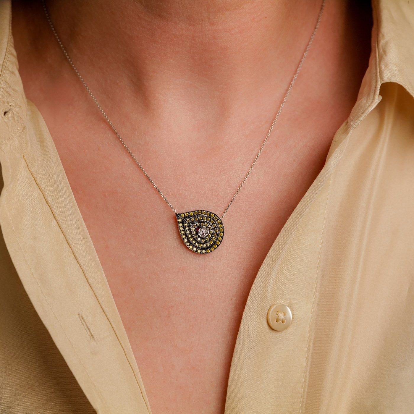 Plume Rose Cut and Green Diamond Necklace