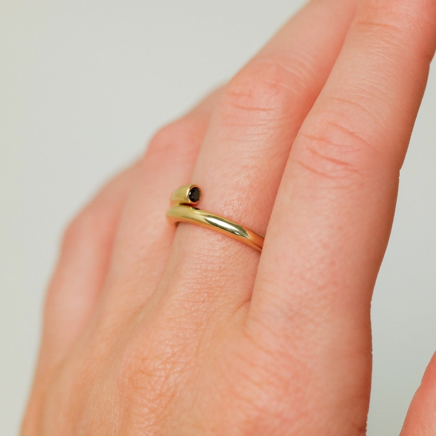 Embrace Single Black Diamond Band